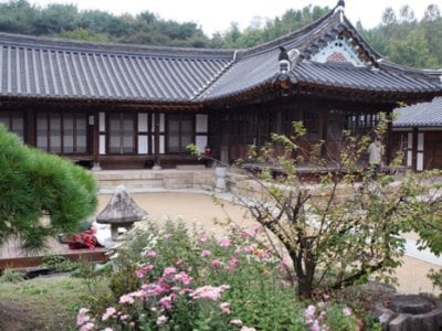 李章雨家屋