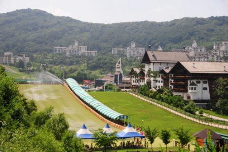 茂朱德裕山渡假村雪橇場