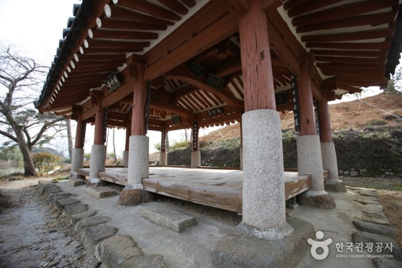 靈巖鳩林傳統韓屋村 (6/42)
