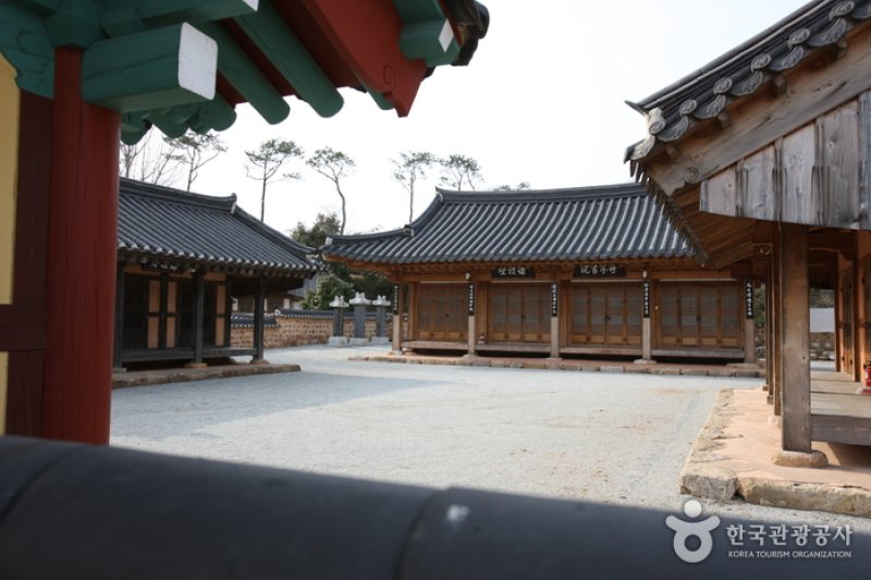 靈巖鳩林傳統韓屋村 (11/42)