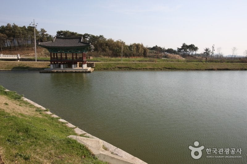 靈巖鳩林傳統韓屋村 (33/42)
