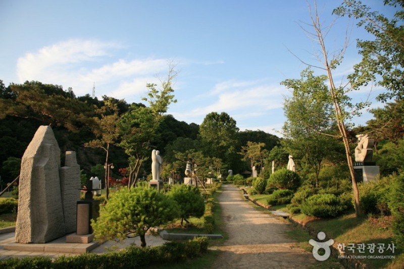 根基公園