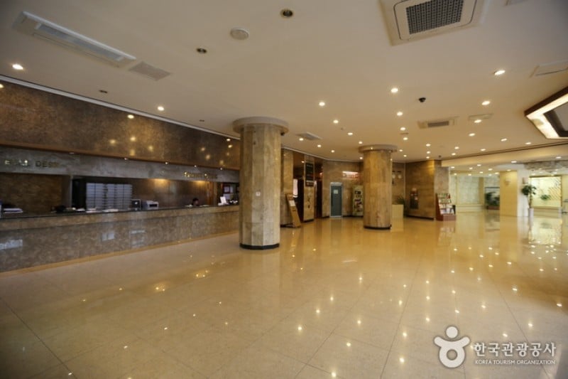梨泰院皇冠飯店 (1/4)
