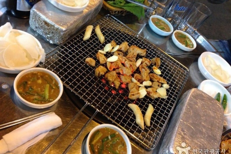 Anjilang烤牛腸街 (2/8)