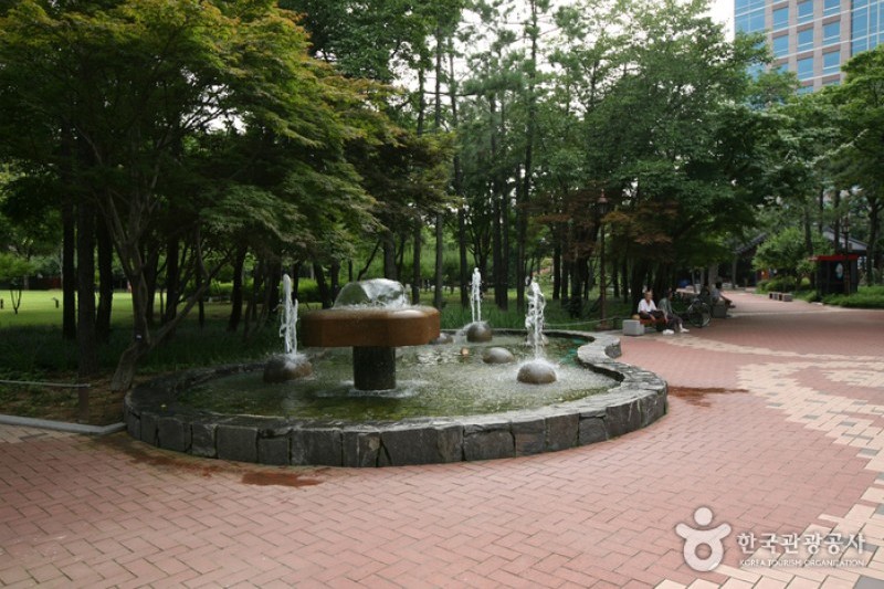 國債報償運動記念公園 (17/18)