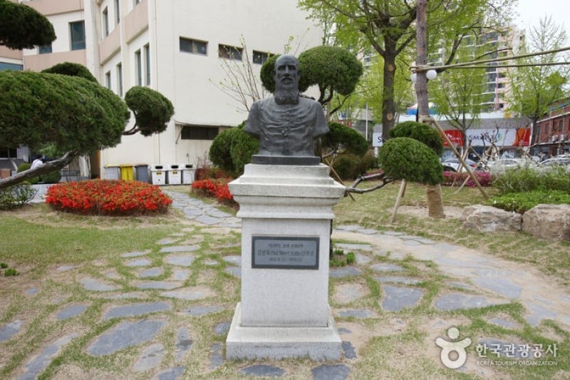 大邱桂山洞聖堂 (1/3)