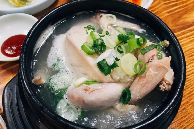 高麗蔘雞湯 (4/8)