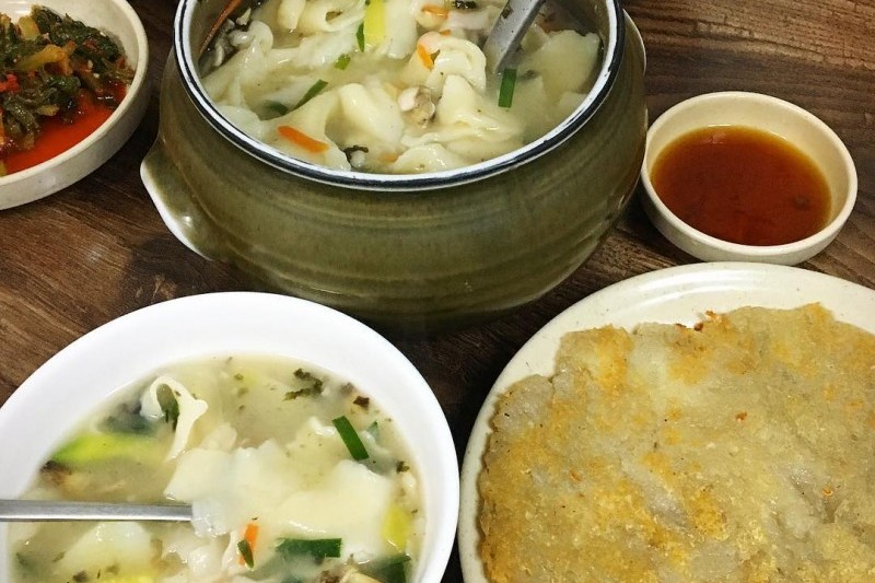 三清洞麵疙瘩  (7/12)