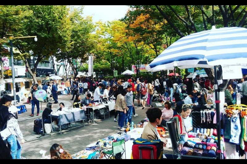 弘大前自由市場 (21/34)