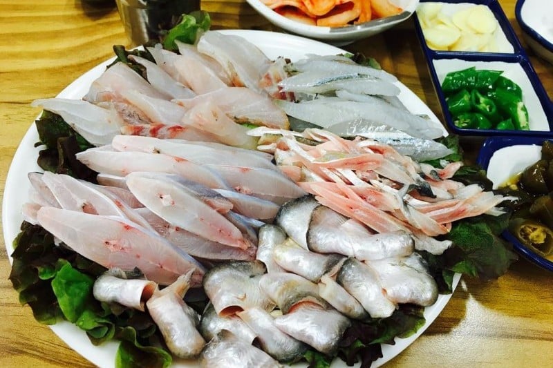 仁川青鱗魚生魚片街  (10/14)
