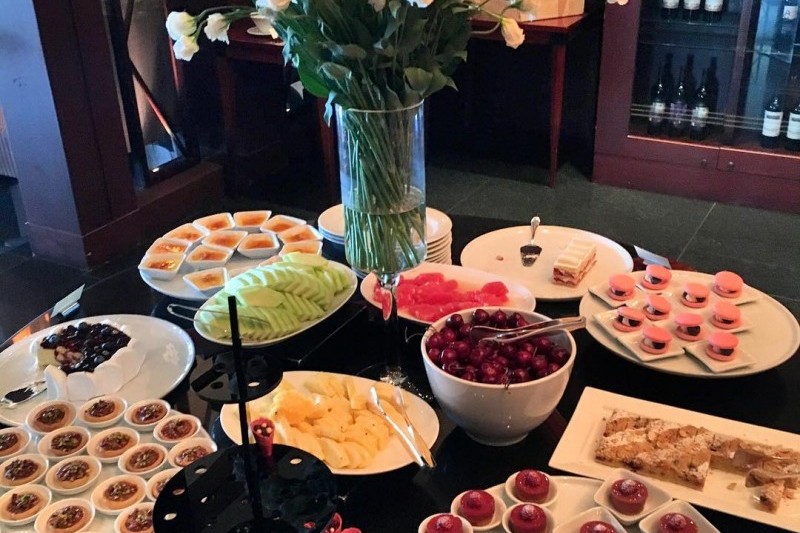 Paris Grill  (8/12)