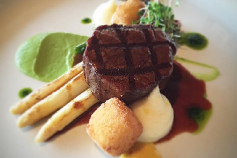Paris Grill  (11/12)