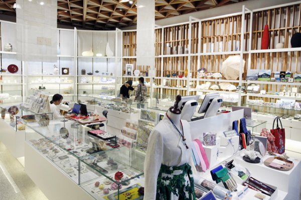 青瓦台舍廊坊紀念品店