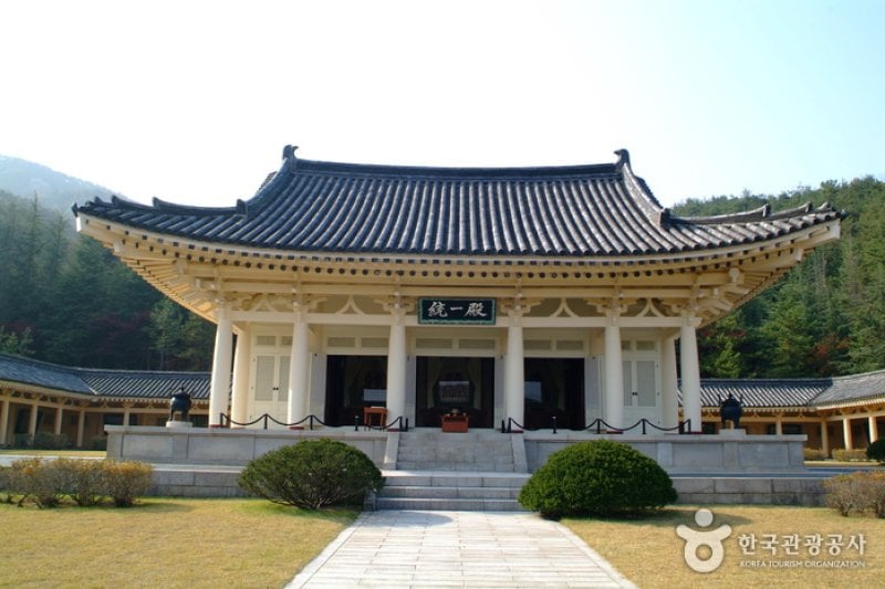 統一殿(慶州)(통일전(경주)) (1/14)