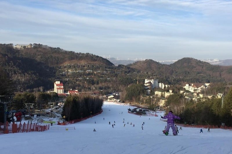 龍平滑雪渡假村