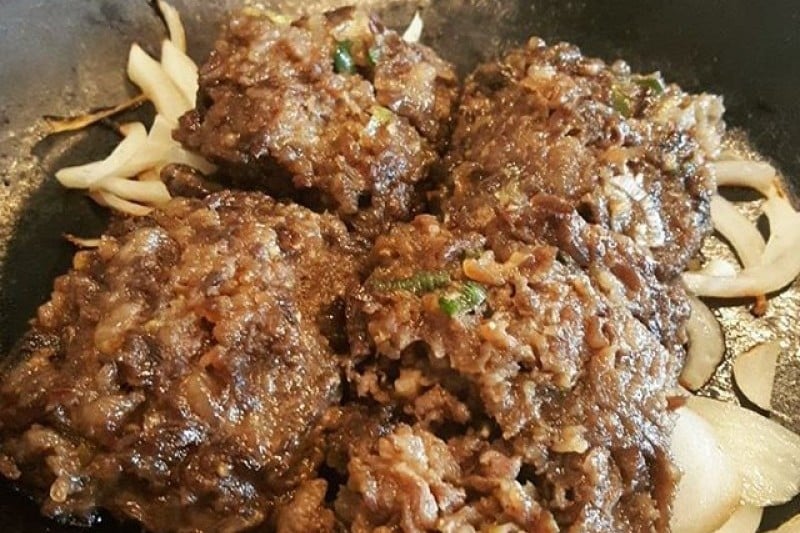 博物館前方小店