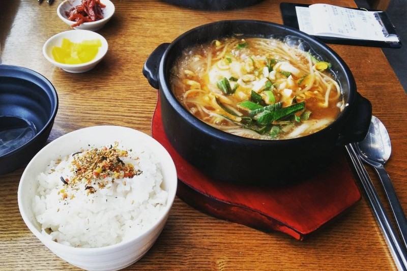 SCHOOL FOOD 明洞M PLAZA店 (7/10)