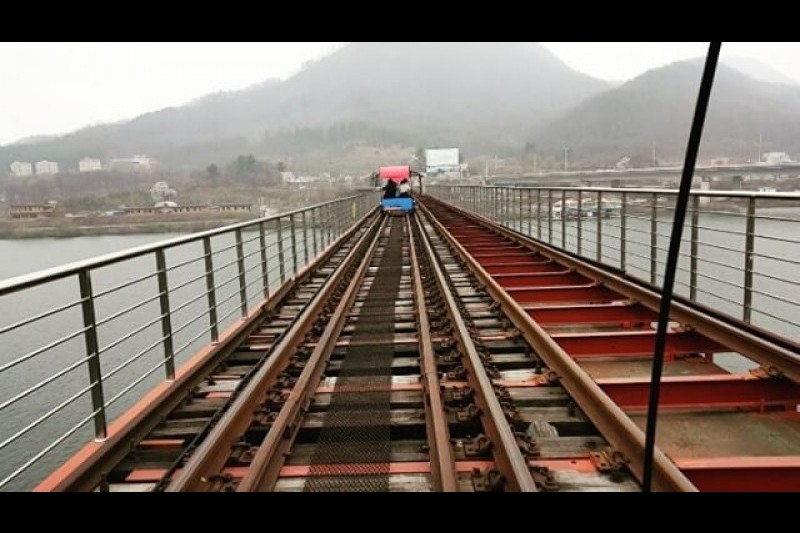 加平鐵路自行車