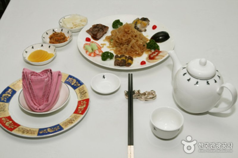Mr.Wang(미스터왕) (10/16)