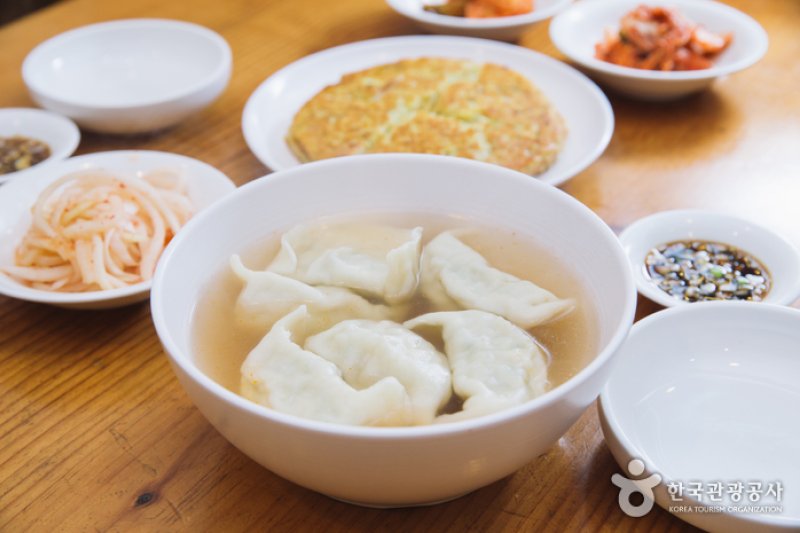 餃子家 (3/4)