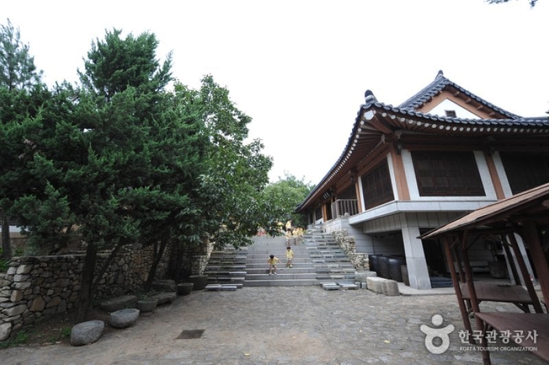 忠賢博物館(충현박물관) (6/11)