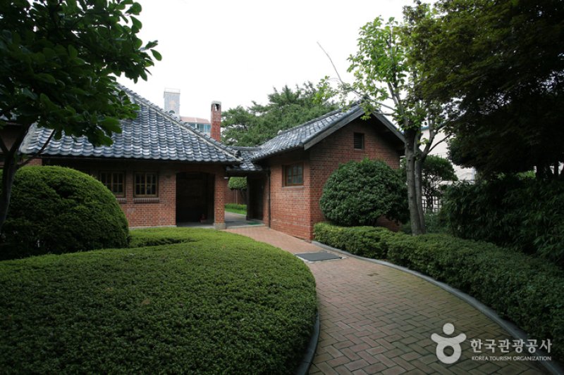 臨時首都紀念館(임시수도기념관)