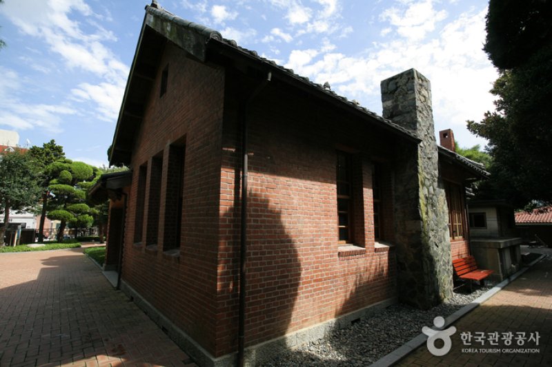臨時首都紀念館(임시수도기념관)