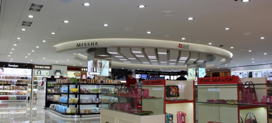 Entas免稅店 總店 (35/46)