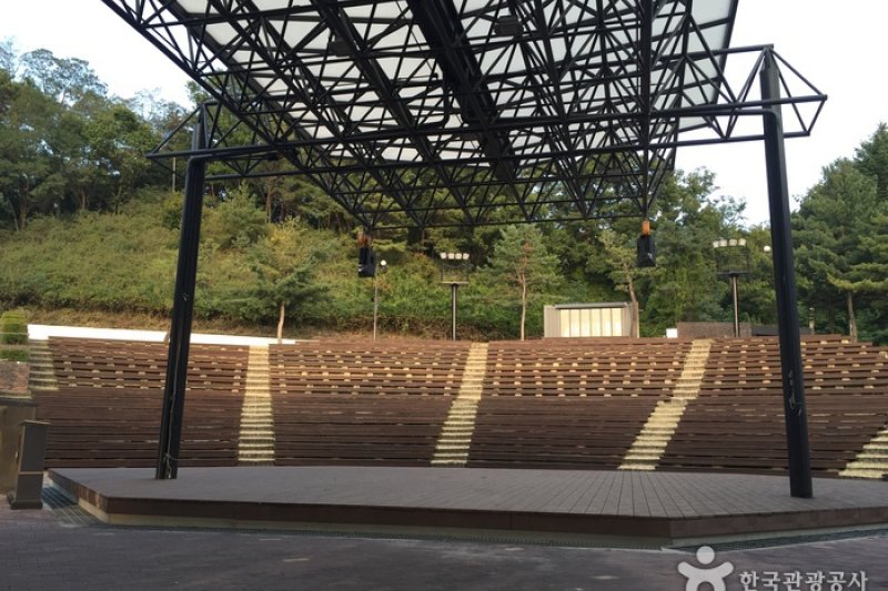 KT&amp;G想像庭院 (2/6)
