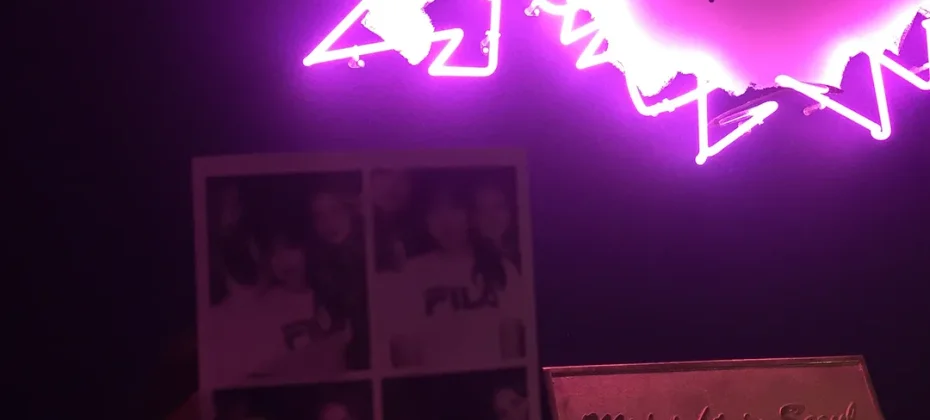Midnight in Seoul (3/10)