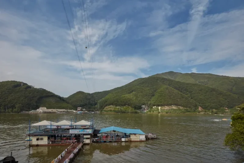 清平湖畔辣魚湯村 (4/4)