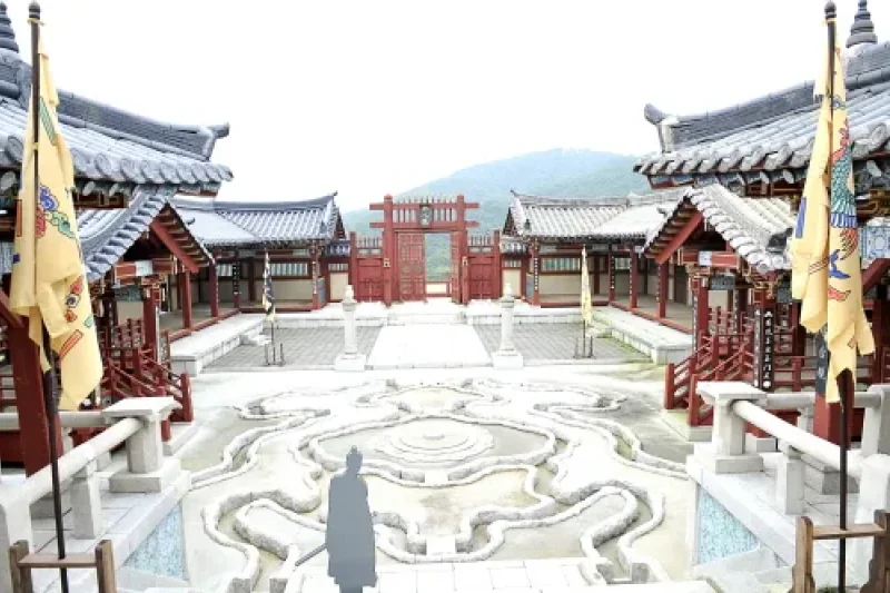 大長今影視城（原龍仁MBC電視劇基地）