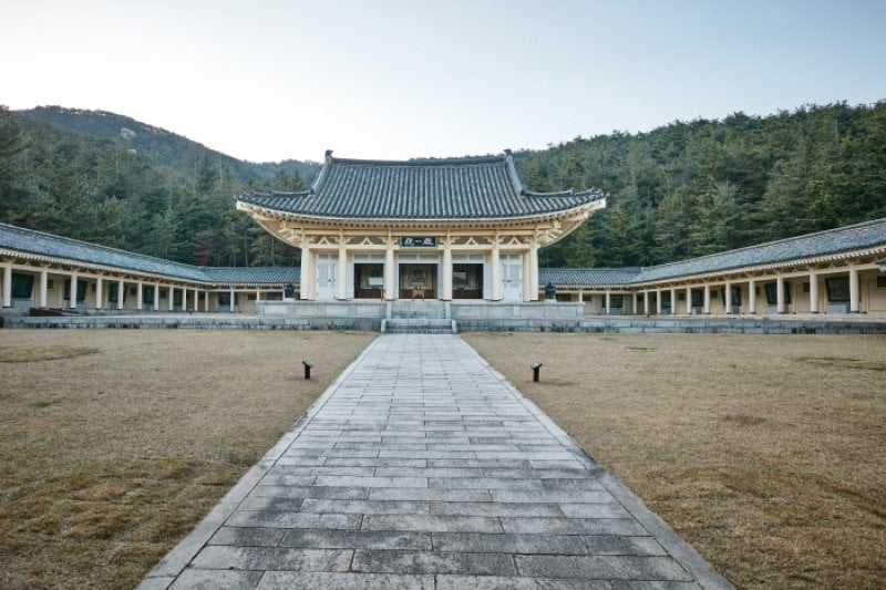 統一殿(慶州)(통일전(경주)) (8/14)