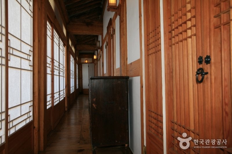 靜江園（韓國傳統飲食文化體驗館)<br />