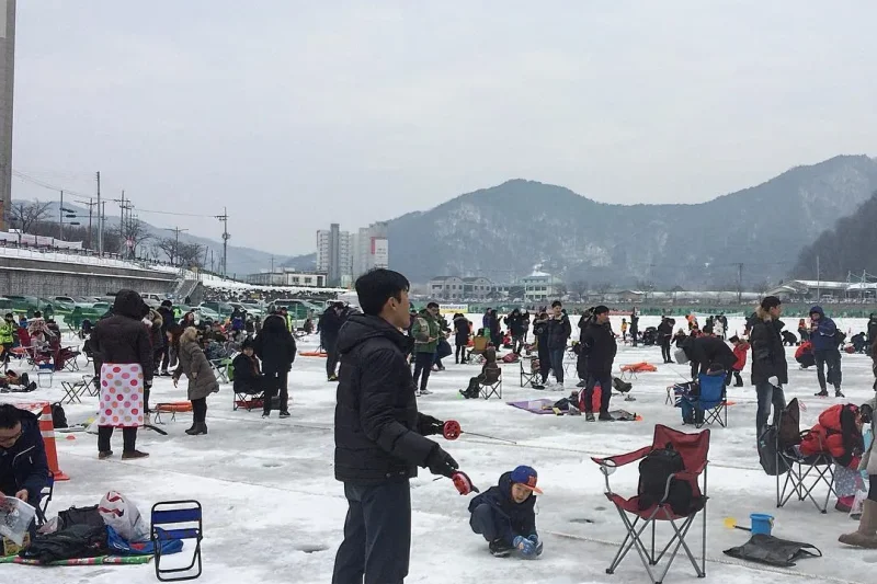 冰之國華川山川魚慶典1日遊 (7/9)