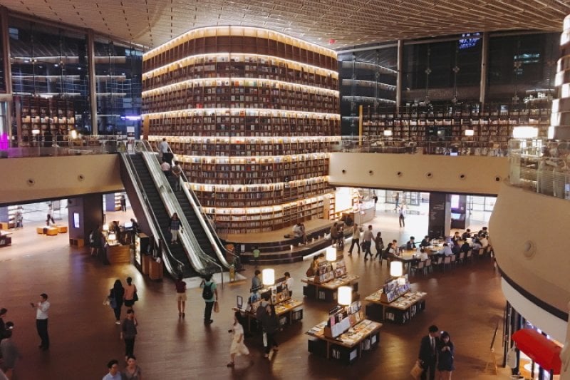 Starfield圖書館 (1/5)