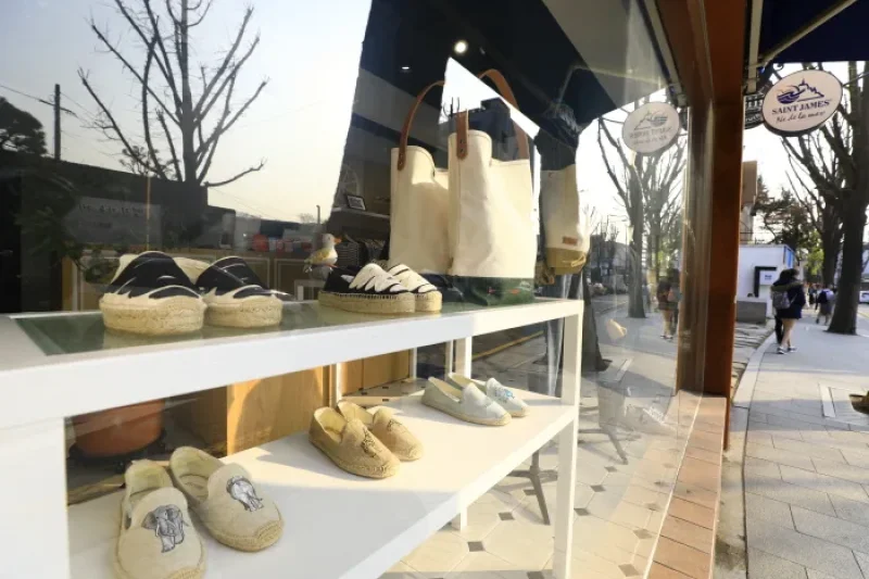 SAINT JAMES三清店[韓國觀光品質認證/Korea Quality]세인트제임스 삼청점(SAINT JAMES BOUTIQUE SAMCHEONG)[한국관광 품질인증/Korea Quality] (12/24)