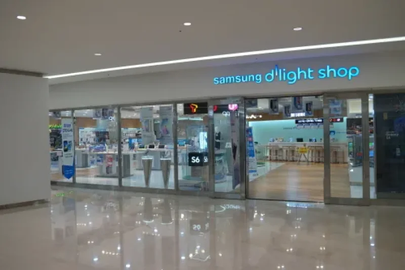 三星 d'light shop (2/3)