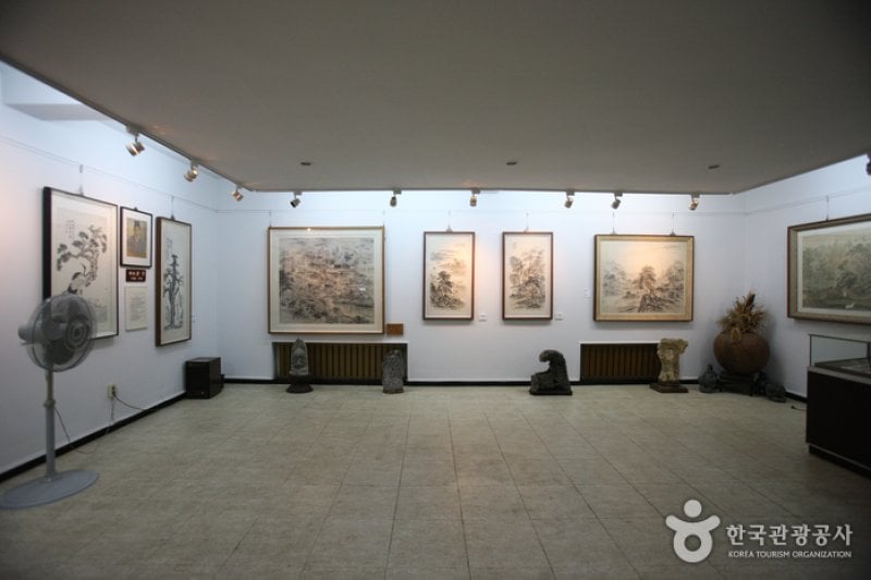 南農紀念館(남농기념관)