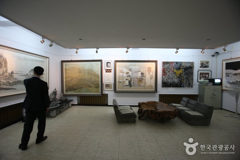 南農紀念館(남농기념관)