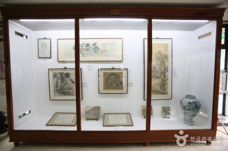 南農紀念館(남농기념관)