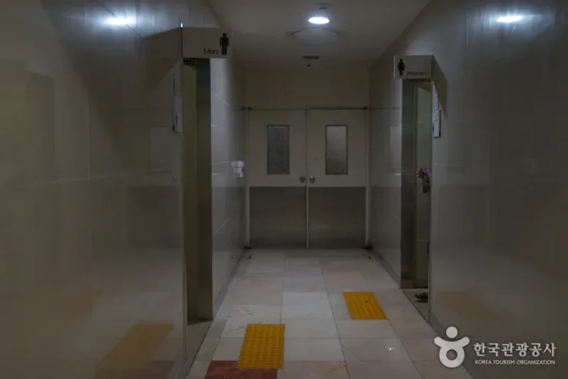 樂天折扣購物中心光州世界盃店