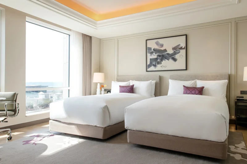 第40屆韓國青龍電影獎(The 40th Blue Dragon Awards Red Carpet + Hotel Package) (4/6)
