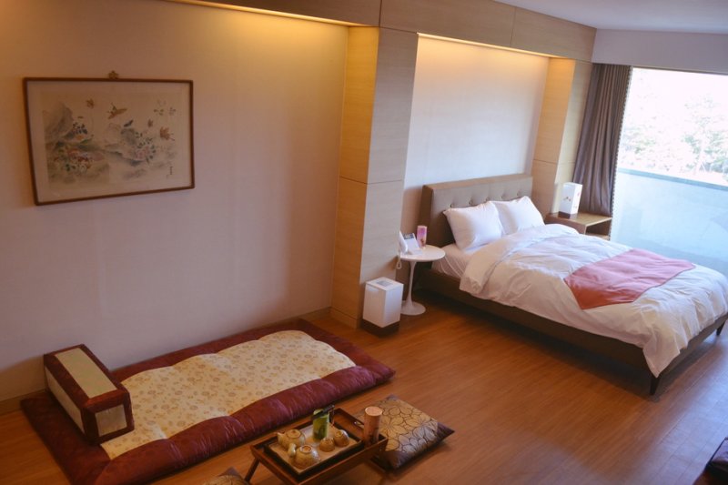 釜谷Lakehills Golftel