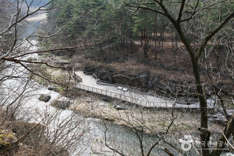 蔚州川前里刻石