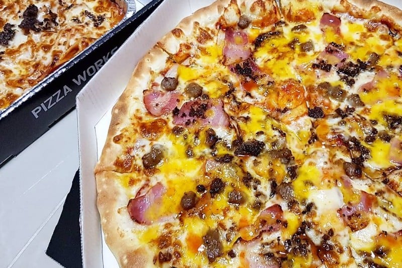 PIZZA WORKS  (3/3)