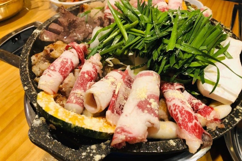 桃花牛小腸  (2/5)