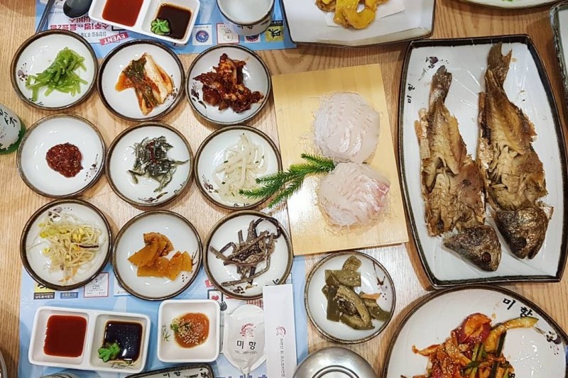 美港生魚片店 