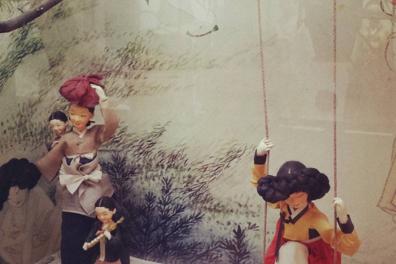 Lee Rhee Za 韓服展示館 (8/13)
