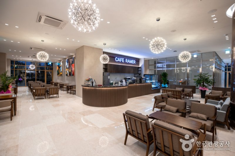 麗水華美達廣場飯店by Wyndham[韓國觀光品質認證/Korea Quality] 라마다프라자 바이윈덤 여수 [한국관광 품질인증/Korea Quality]
